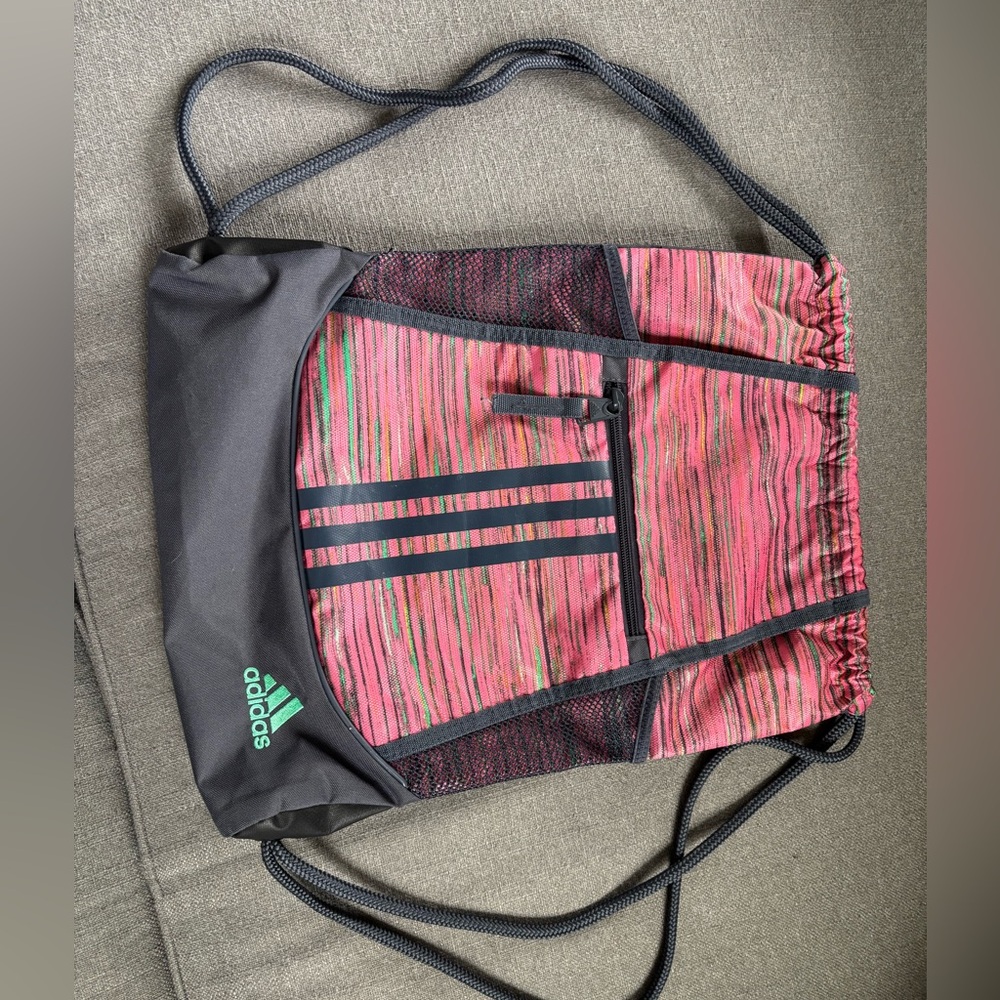 Adidas drawstring pack. NWOT